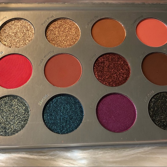 NWOB Pur Festival Eyeshadow Palette - Picture 4 of 4